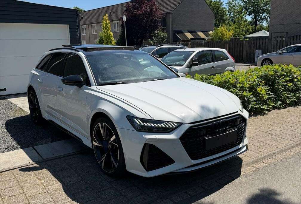 Audi C8 2021