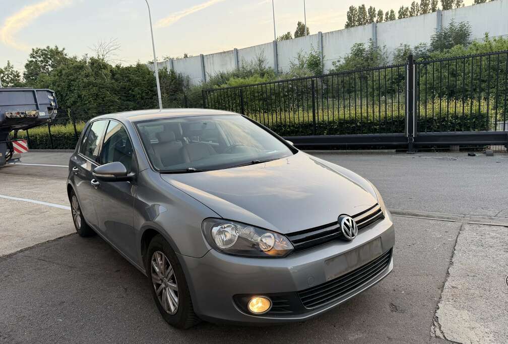 Volkswagen Golf 1.6 CR TDi *** EMBRAYAGE PROBLÈME ****