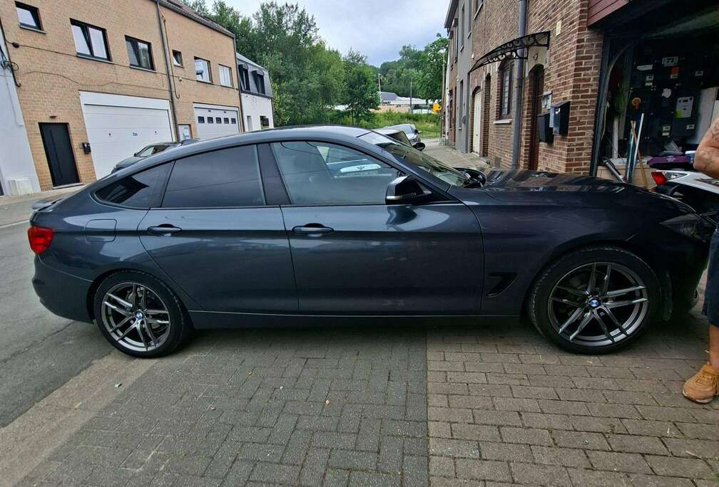 BMW Gran Turismo 320 d