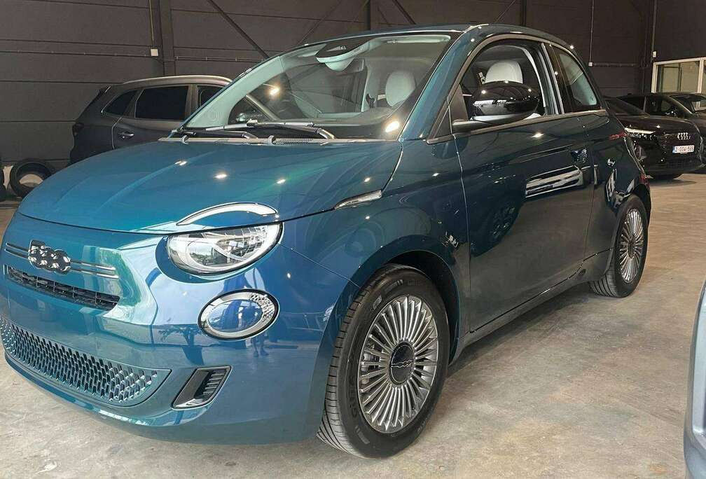 Fiat 1.0i MHEV Icon Hybrid - Nieuw 11 km - 2x (ook wit)