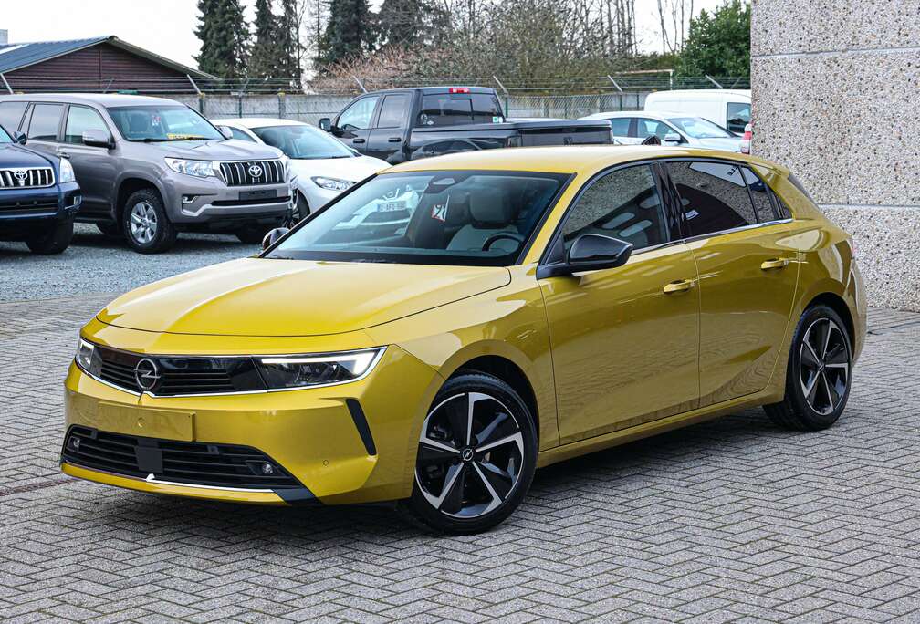 Opel ELEGANCE-UITVOERING*CAMERA*SFEERVERLICHTING*NAVIGA