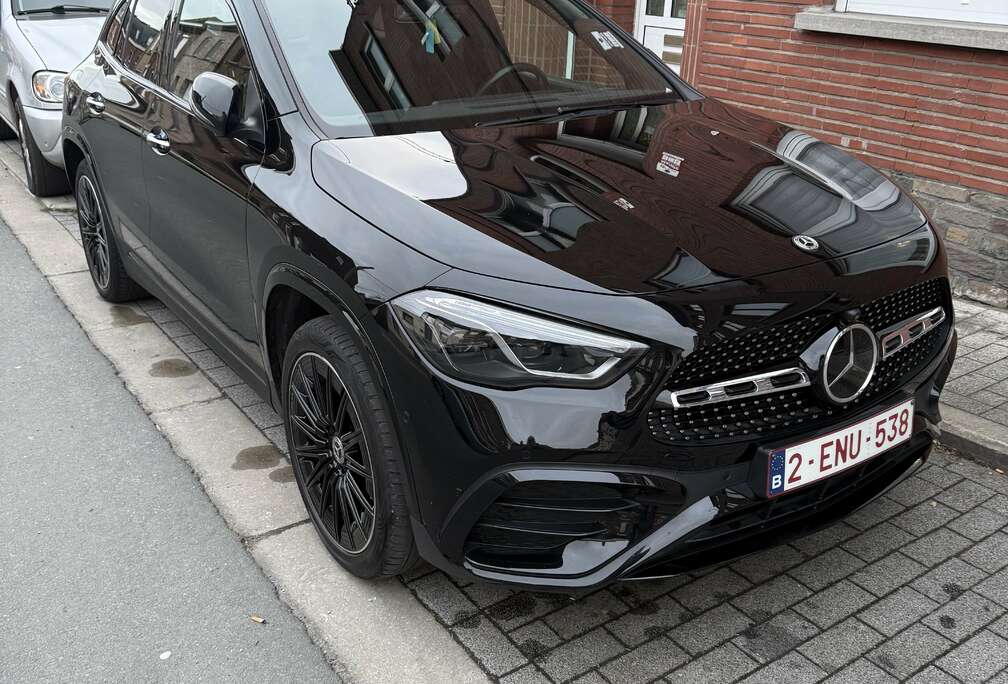 Mercedes-Benz e PHEV Luxury Line (160 kW)