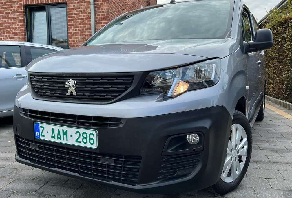 Peugeot 1.5 BlueHDi 130 L2 EHZ EAT8 S&S Asphalt