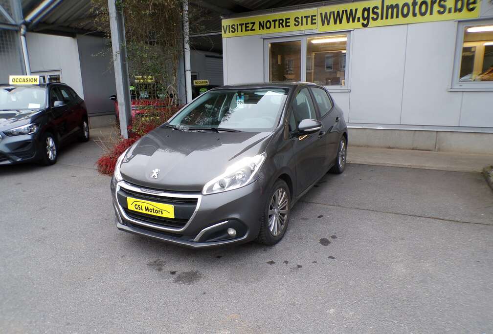 Peugeot 1.2i 82cv Grise 01/18 Airco Bluetooth Radio Cruise