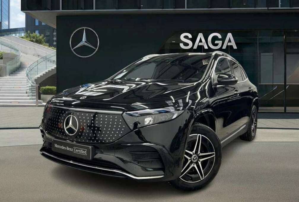 Mercedes-Benz + AMG Line Toit Pano