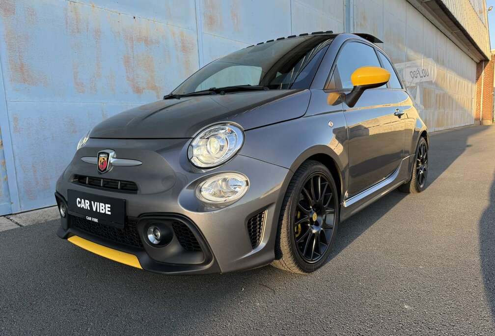 Abarth F595 - AUTOMAAT - PANORAMISCH DAK - NAVIGATIE - RE