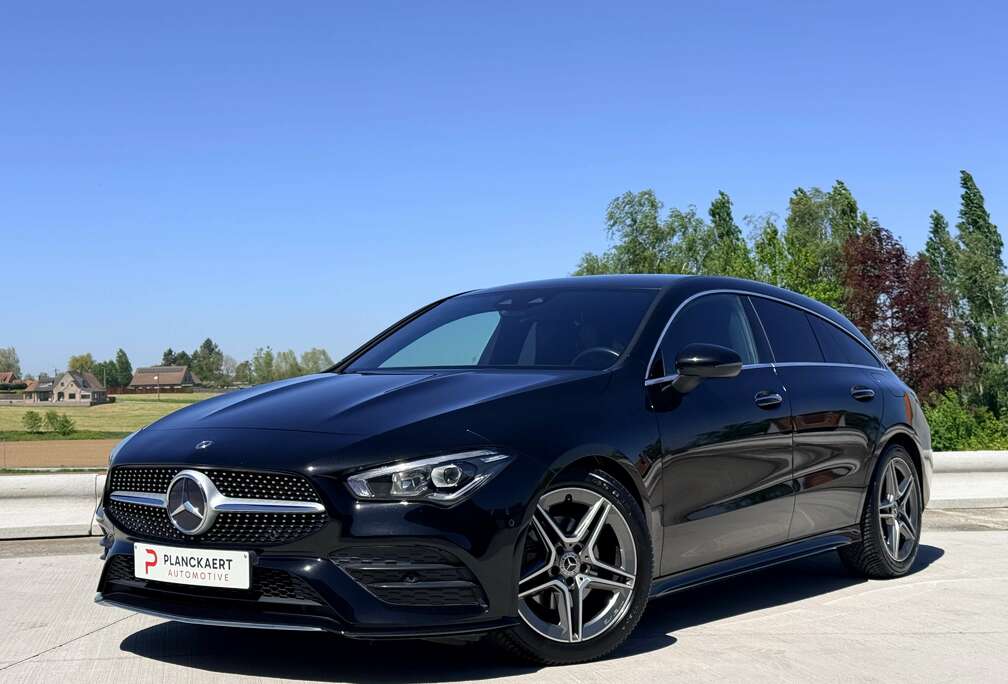 Mercedes-Benz Benzine/Automaat * Pack AMG * Carplay/Camera/Led/Topstaat *