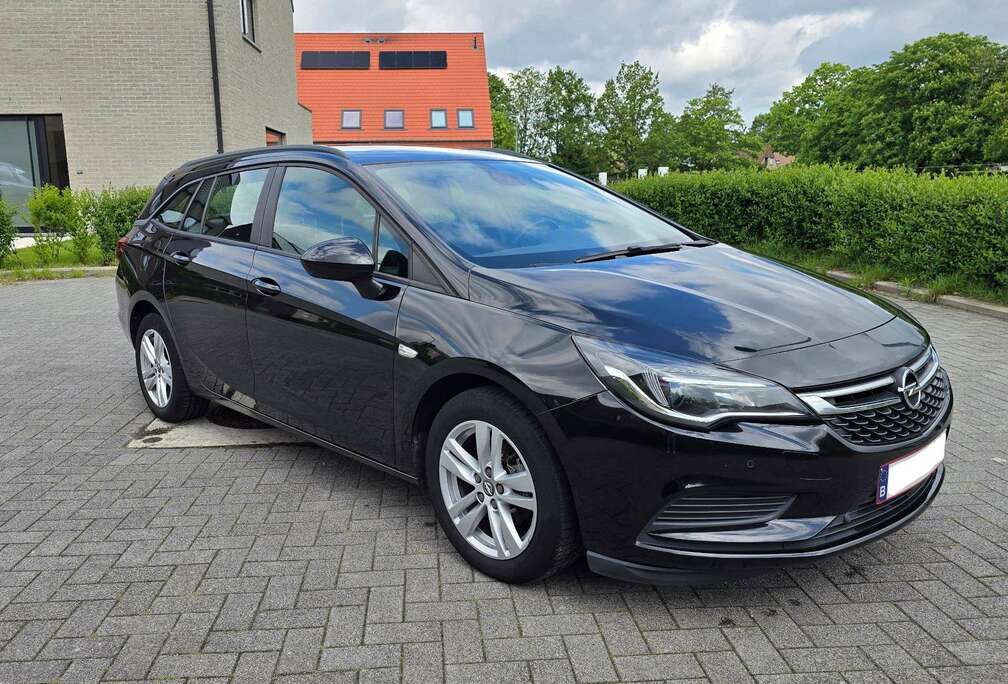Opel Astra Sports Tourer 1.6 CDTi ECOTEC D Edition Star