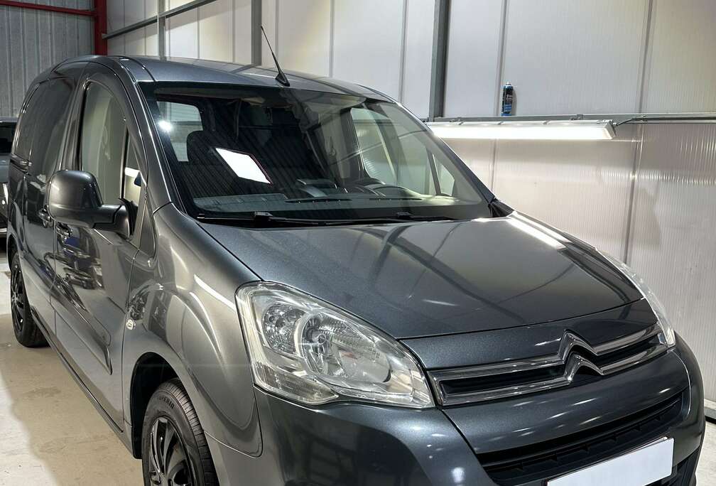 Citroen 1.6 BlueHDi 100ch Full Options Prêt A Immatriculé