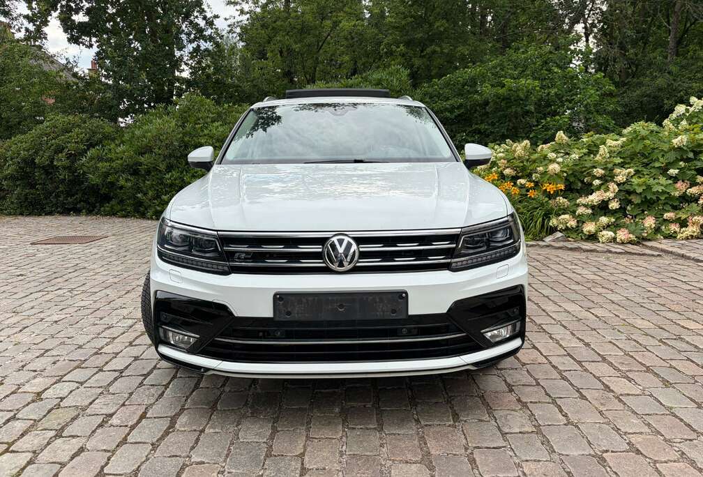 Volkswagen 2.0 TDi 4Motion Highline R-line  ### 170000 km ###