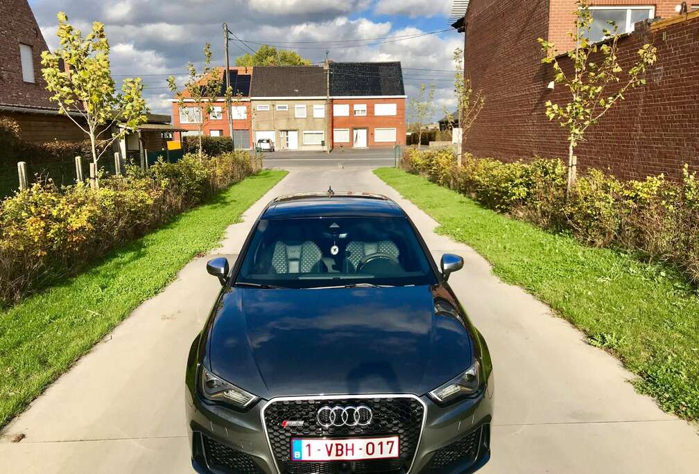 Audi RS3 Sportback S tronic