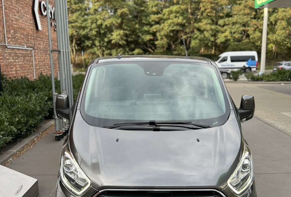 Ford dubbel cabine bestelwagen L2H1