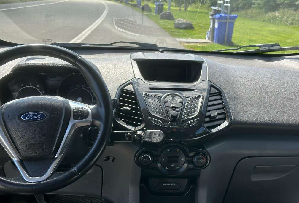 Ford 1.0 EcoBoost 4x2 Titanium