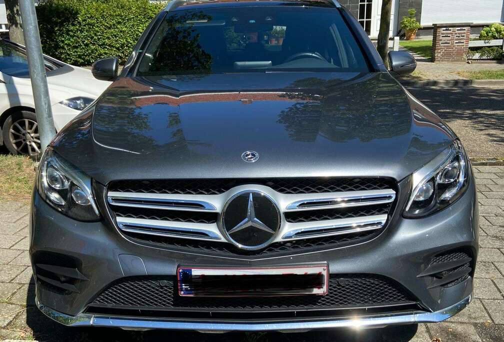 Mercedes-Benz GLC 220 d Coupe 4Matic 9G-TRONIC AMG Line