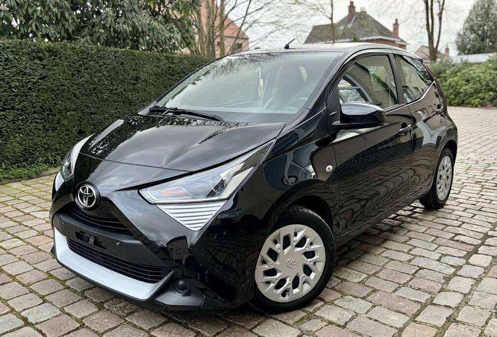 Toyota 1.0i VVT-i x II GPF ### 52000 km ###