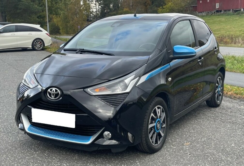  TOYOTA AYGO 1.0 72HK X TENDANCE MLF CAMÉRA 