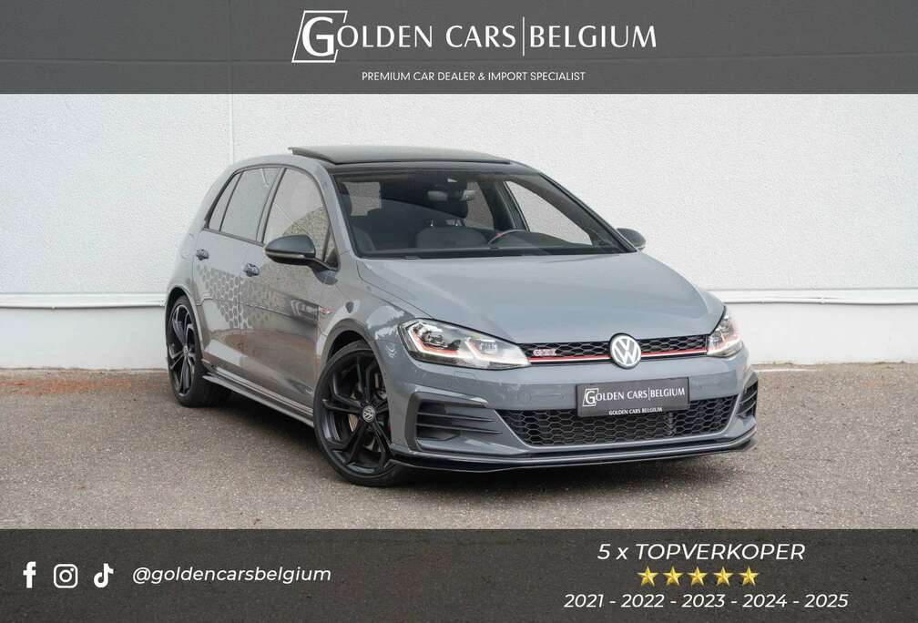 Volkswagen TCR AKRAPOVIC/LED/PANO/19\