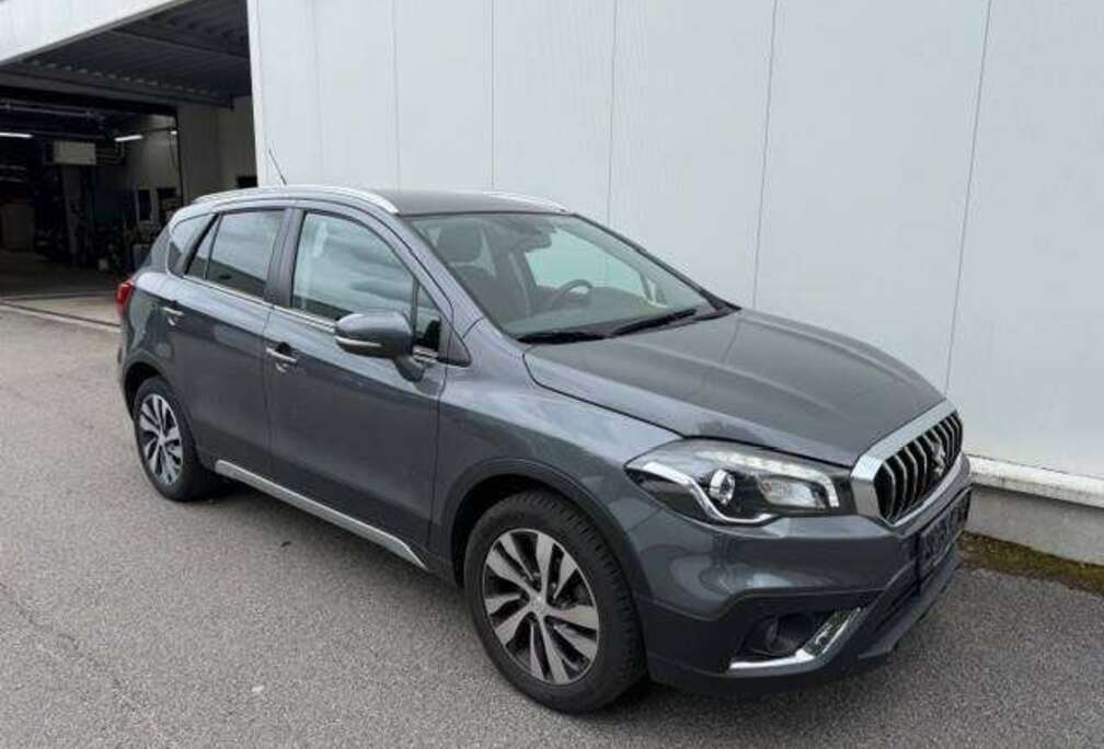 Suzuki GLX Zonder Pano Dak ***TREKHAAK***