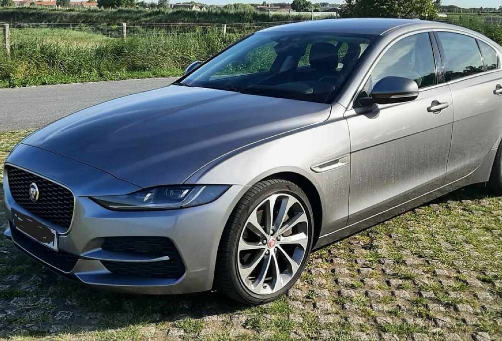 Jaguar XE D180 AWD Aut. S