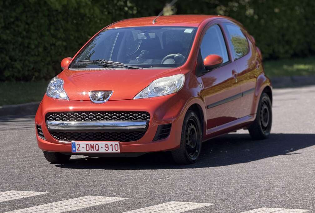 Peugeot 1.0i Essence