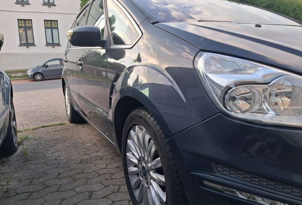 Ford 2.0 TDCi 140 Titanium