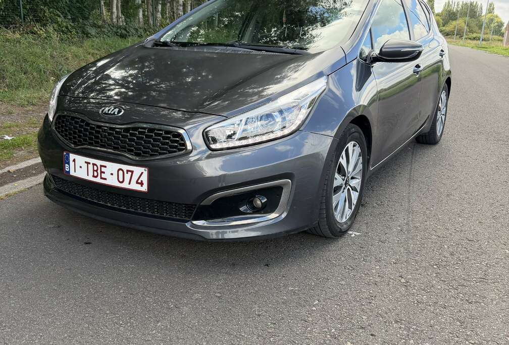 Kia Kia ceed accessing 1.4i 40000km ‼️