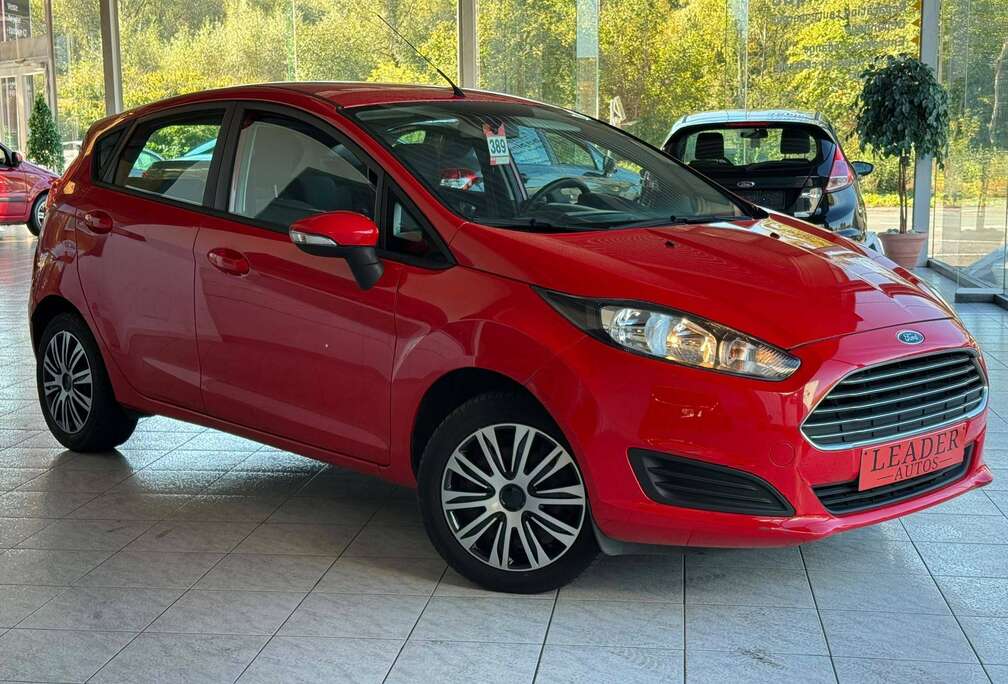 Ford 1.25 ESSENCE 60CV - AIRCO - EURO 5