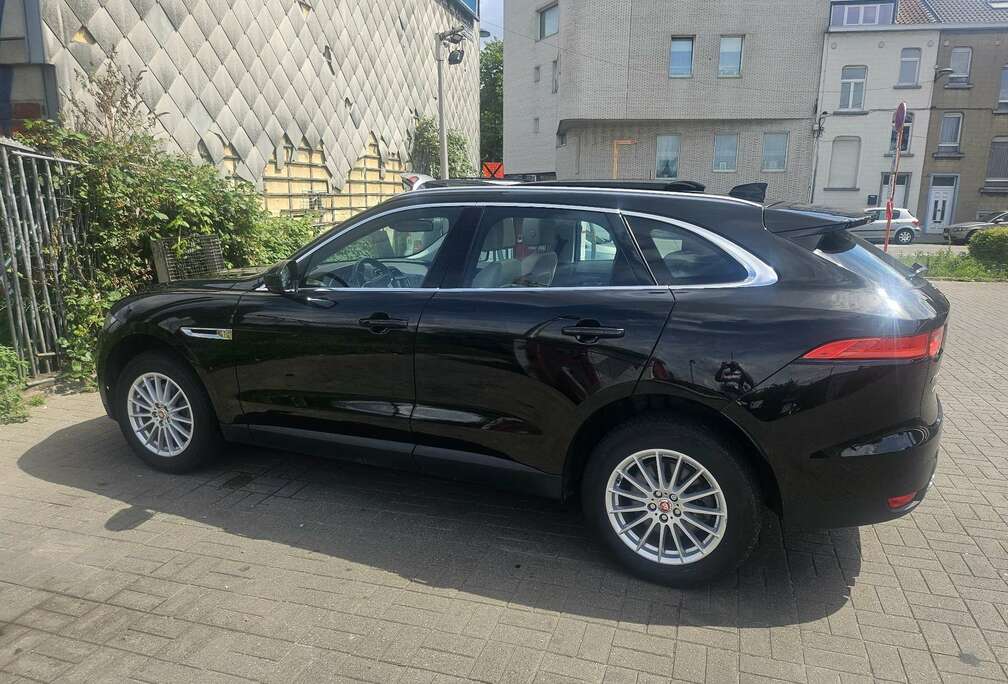 Jaguar 2.0 D Pure