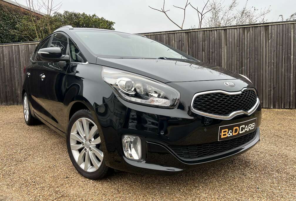 Kia Carens 1.6i Fusion 7PL. 1steHAND/1MAIN