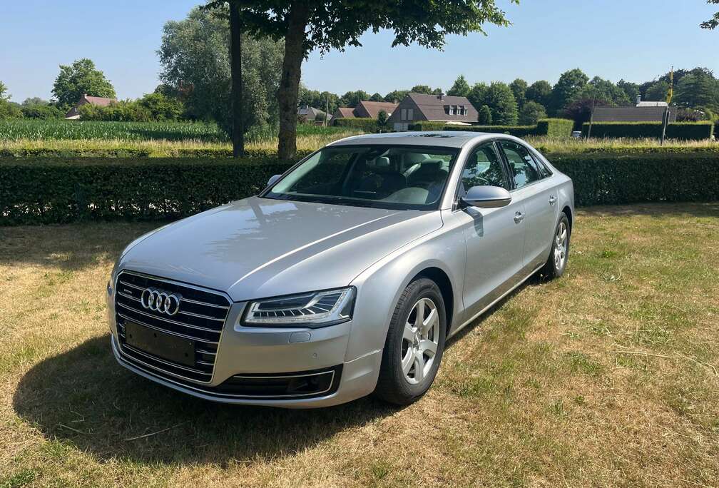Audi A8 3.0 TDI DPF clean diesel quattro tiptronic Lang
