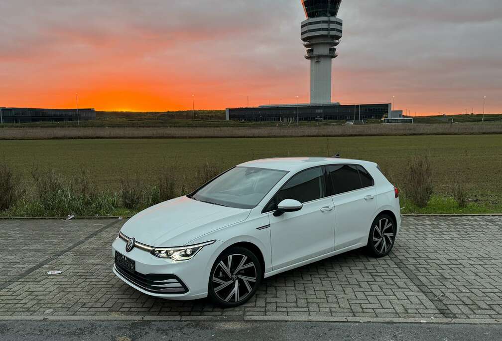 Volkswagen Golf 1.5 eTSI Style DSG GARANTIE 1+1