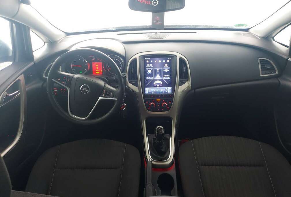 Opel 1.7 CDTI Sports Tourer - Prête à immatriculées