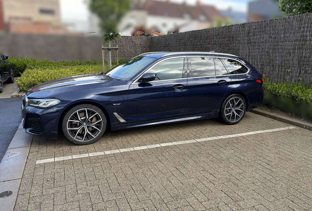 BMW BMW 530eAS Touring M Sport (2022) - BTW aftrekbaar - 48.000 km - perfecte staat