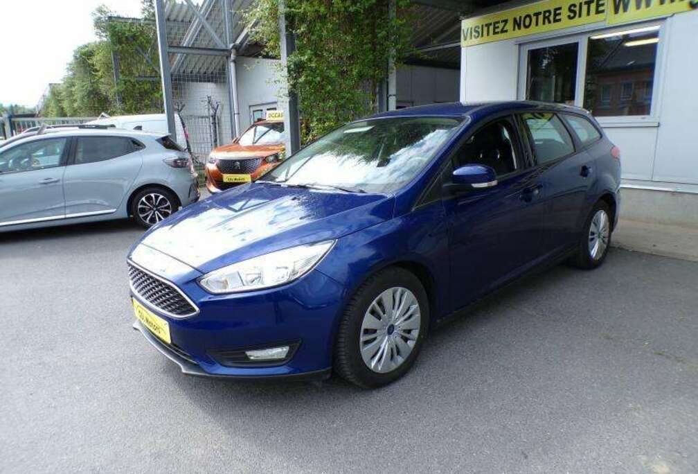 Ford 1.0 101cv bleu 02/15 Airco GPS Capteurs Cruise