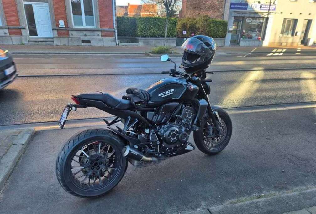 Honda Black edition