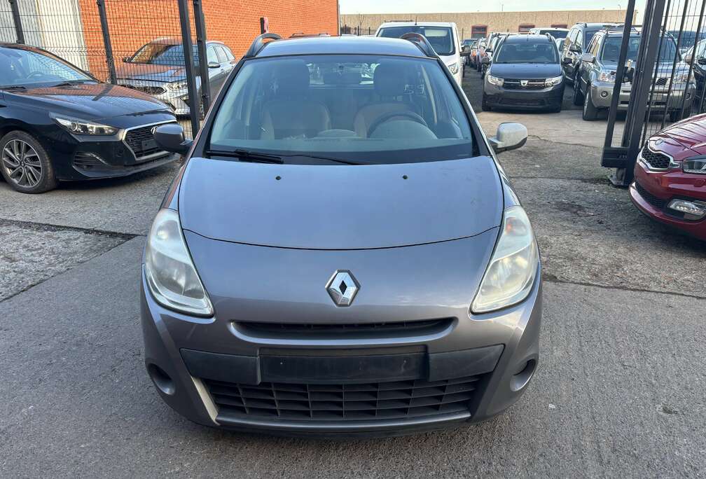 Renault Clio 1.5 dCi pour piece