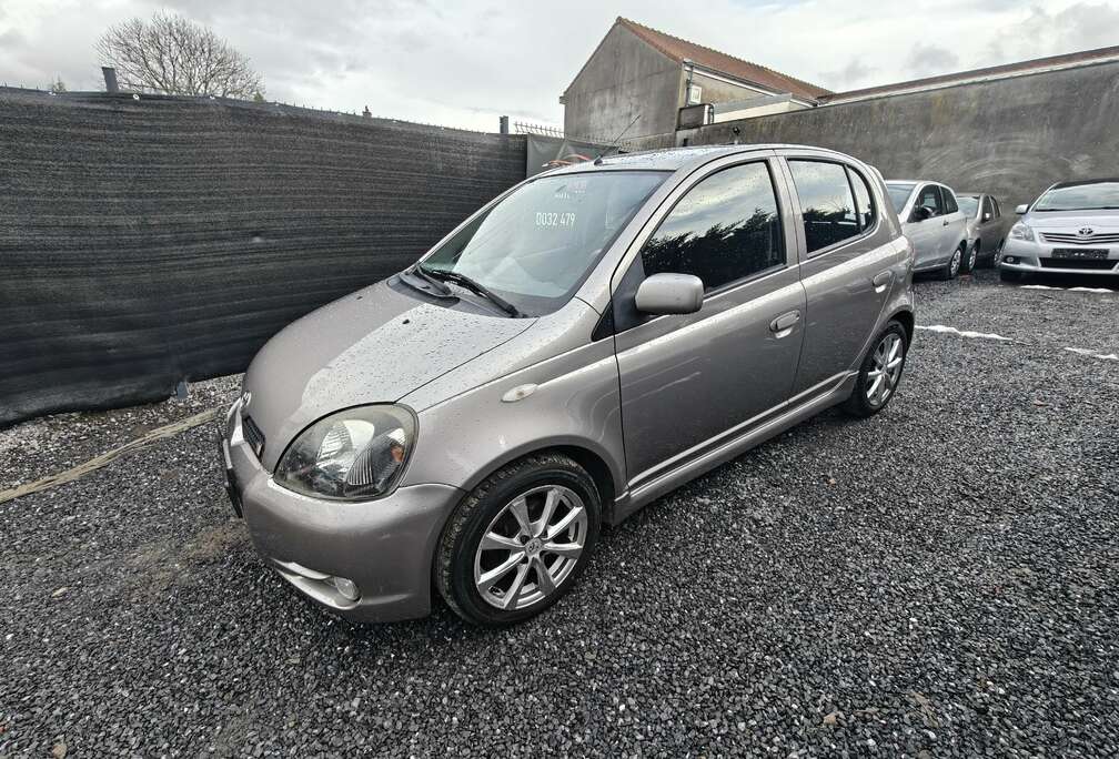 Toyota Toyota yaris T-sport prêt à immatriculé