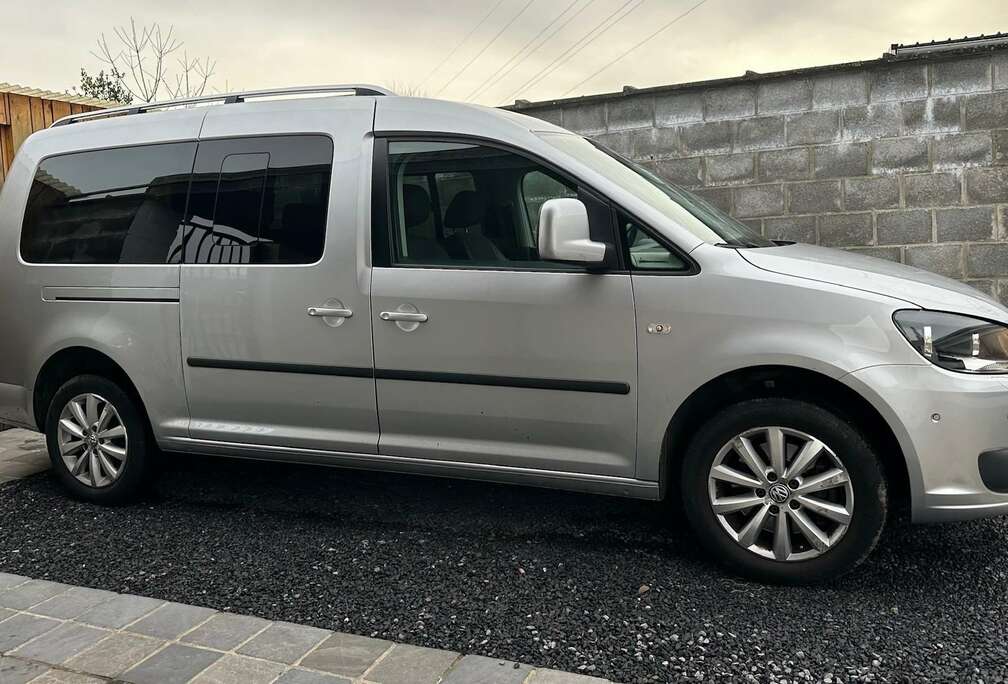 Volkswagen 1.6 TDI DSG Highline 7Zit Navi Alcantara BT Pdc