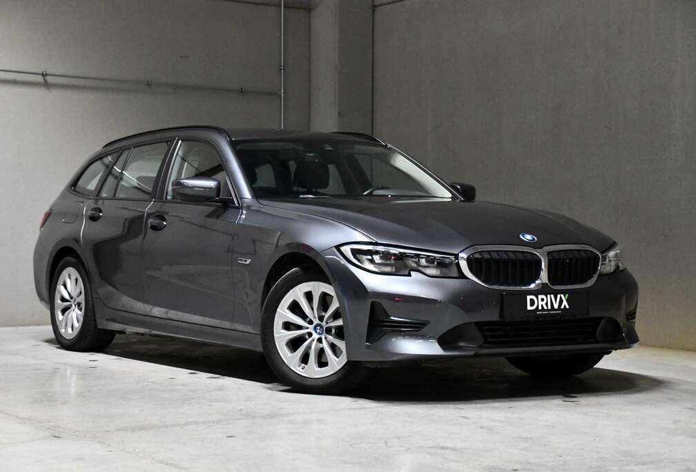 BMW 320e Touring - ADVANTAGE - TREKHAAK - CARPLAY