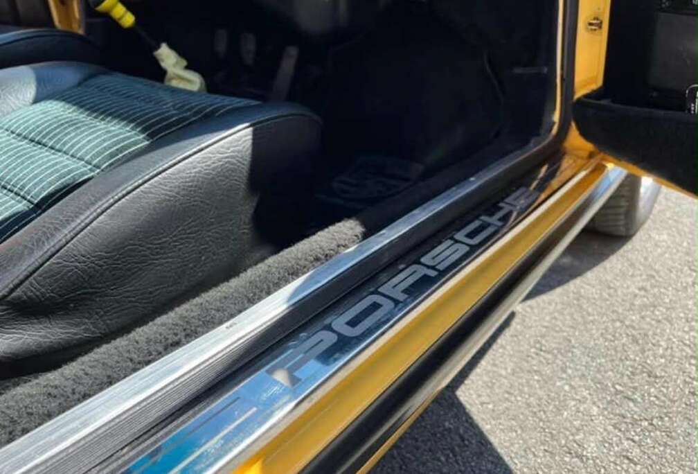 Porsche SC