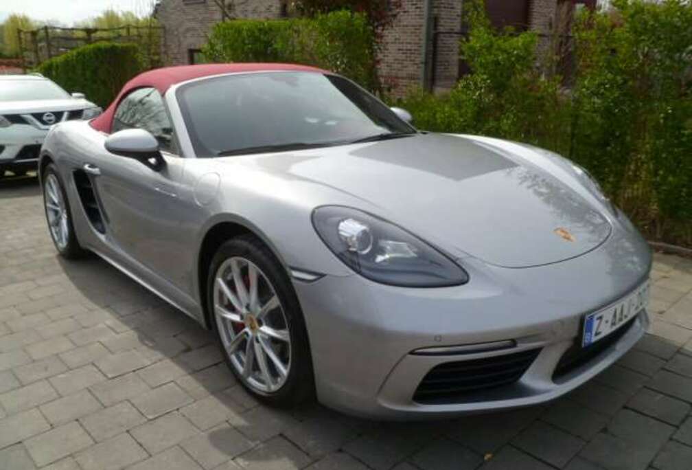 Porsche 2.0 Turbo PDK / AUTOMAAT / FULL-OPTION / 10600 KM