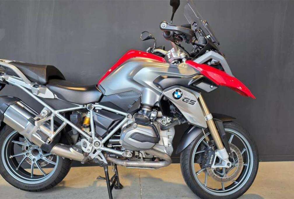 BMW 0