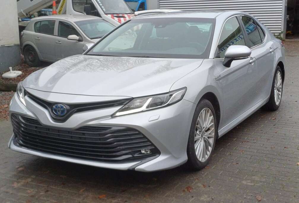 Toyota Camry Hybrid 2.5 Plus e-CVT