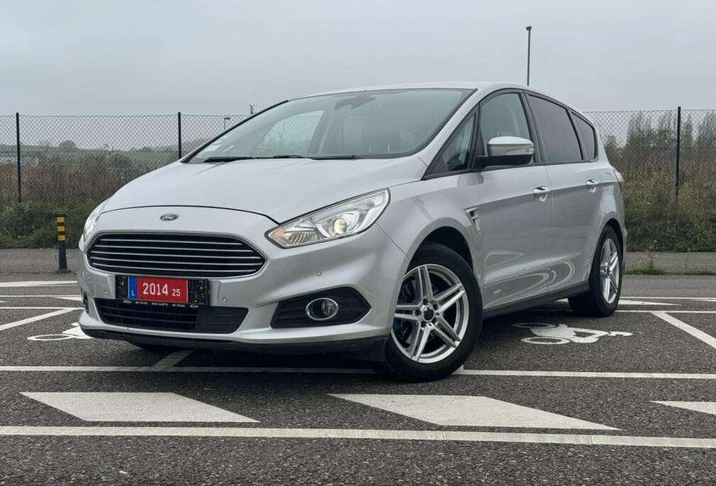 Ford FACELIFT / 2.0 TDI / LED / VOLANT MULTIFUNCTION /