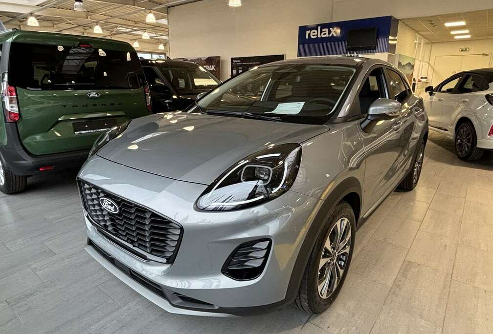 Ford EcoBoost mHEV Titanium AUT / Stock