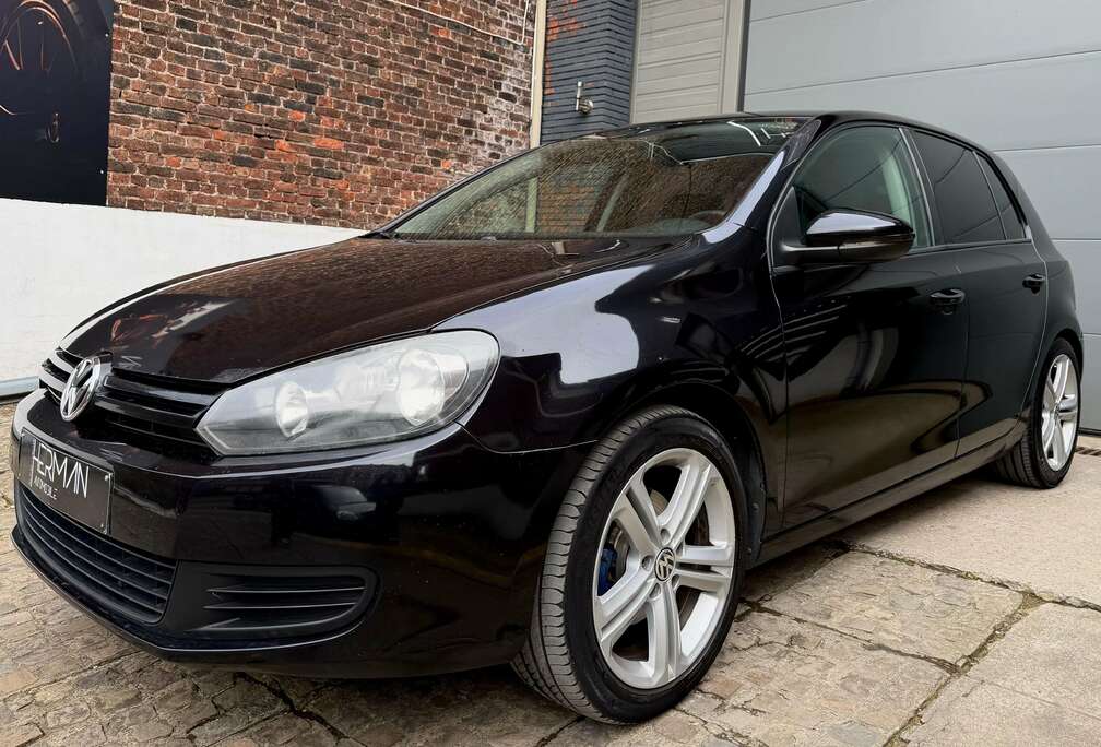 Volkswagen Golf 1.6 CR TDi Highline DPF