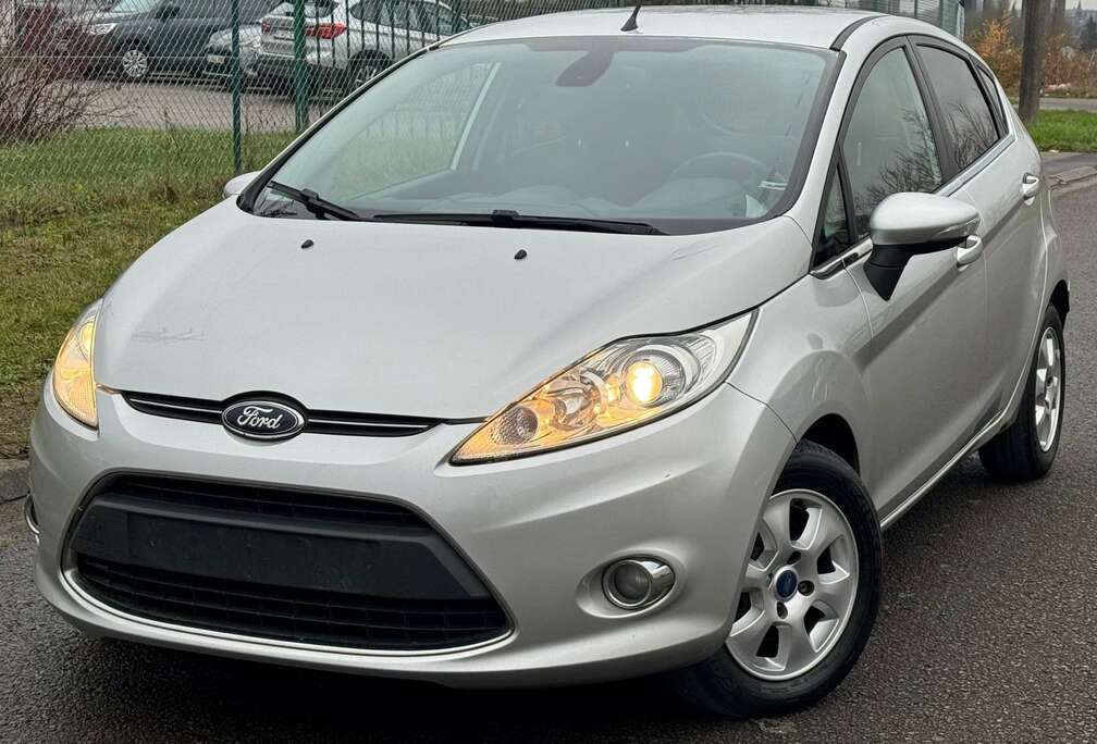 Ford 1.6 TDCi 2012 - 1Main - Airco - Euro 5 - Ct ok -