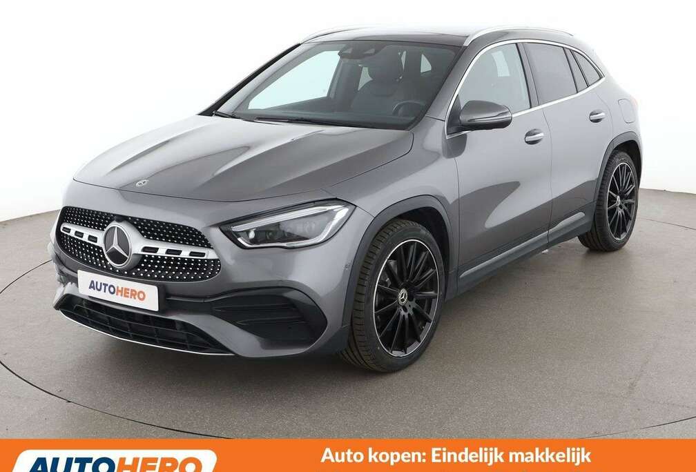Mercedes-Benz GLA 200 AMG Line