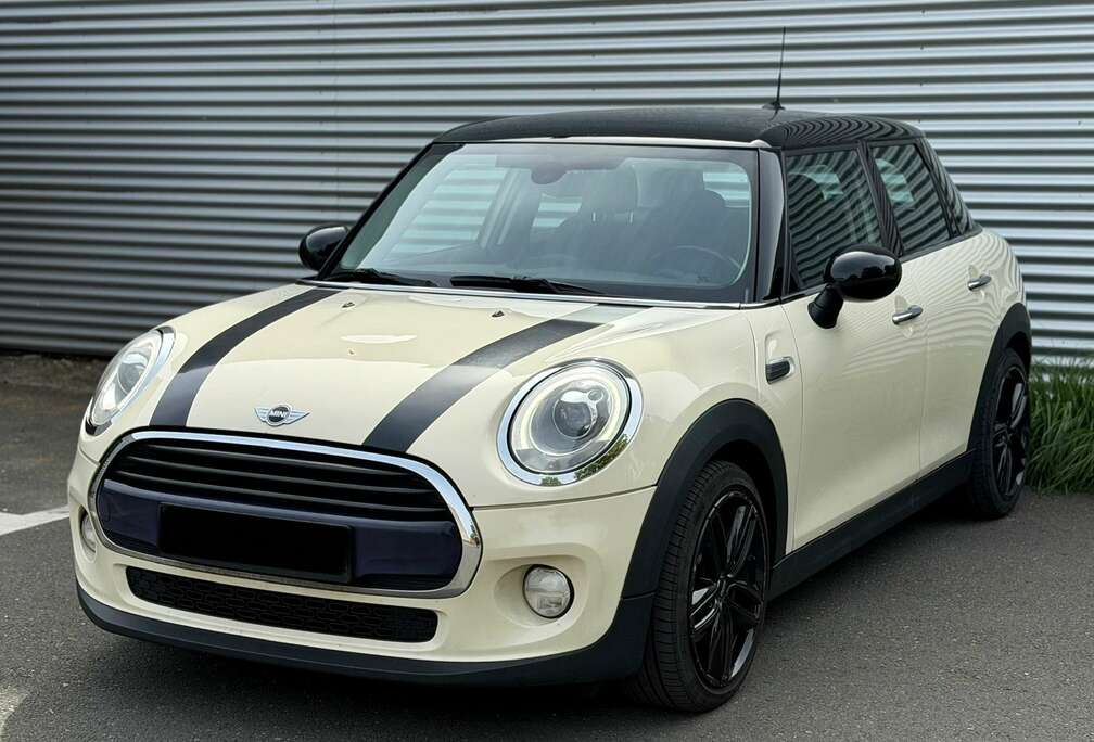 MINI Mini 1.5 DA Cooper / Automaat / Led / Navi..