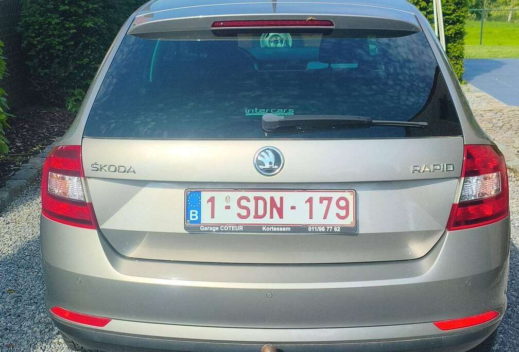 Skoda Rapid 1.2 TSI Spaceback Ambition